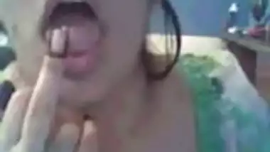 Beautiful Girl showing her Big Boobs in Webcam