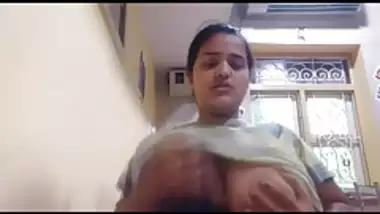 Indian Girl Tits Play