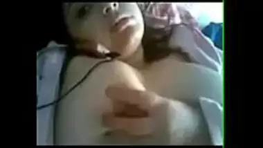 Indian hot chick having a phone sex