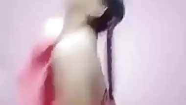 Tictok nude show in Indian teen song and dance