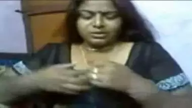 Sucking big boobs of sexy tamil neighbor aunty