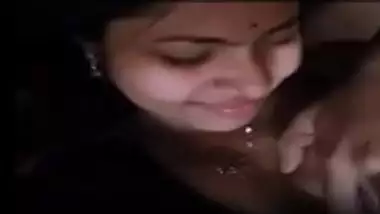 Hot mallu college girl boobs exposed for mms