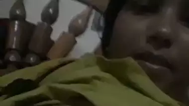 Telugu wife boobs selfie MMS video – Andhra nude show