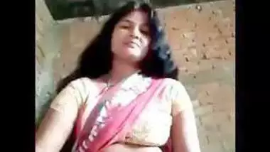 Desi village bhabi rekha show her nice pussy