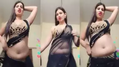 big navel in low hip saree