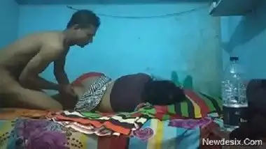 GB road ki randi ki chudai ka video kotha no 64 mai bana