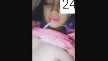 Cute Desi Girlfriend Pressing ans showing big boobs