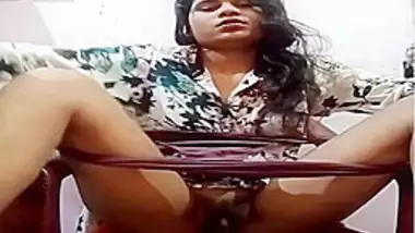 Today Exclusive- Desi Bhabhi Showing Her Boobs And Wet Pussy Part 1