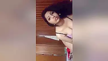 Today Exclusive- Sexy Desi Girl Blowjob And Fucked