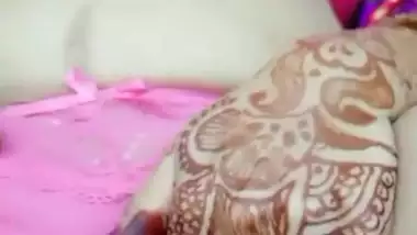Fingering desi friends wife?s pussy friend?s wife pussy fingering