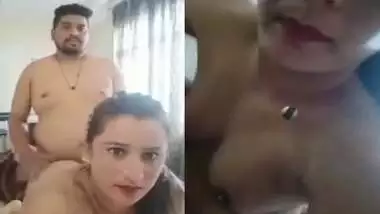 Desi couple fucking with dirty Hindi talking