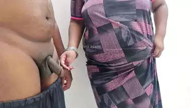 Indian bhabhi jerking dick