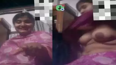 Pink lips bhabhi showing beautiful untouched boobs