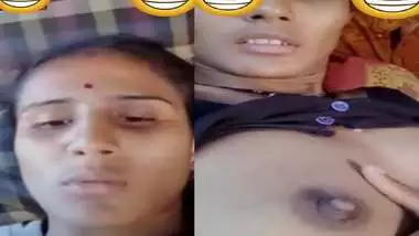 Village bhabhi hot video call showing boobs and pussy