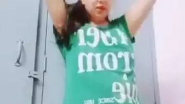 Chandigarh aunty ? Selfie nude video